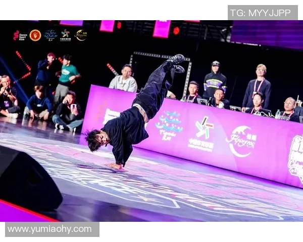 南京街舞队的奋斗与蜕变:世界街舞大赛背后的成长故事